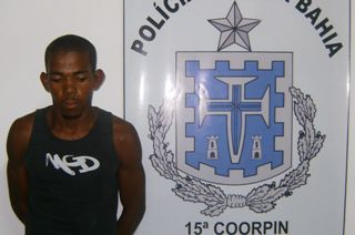 Policiais do 16º BPM de Serrinha prendem homem com 56 pedras de crack