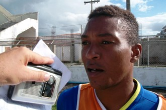 Atacante Pim, artilheiro do Campeonato de Bairros de Riachão deverá estrear no Coiteense