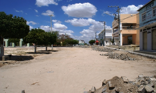 São Domingos – Município será contemplado com moderna praça pública