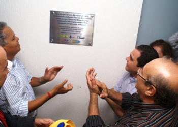 Prefeitura faz grande festa na reinauguração do Hospital Almir Passos