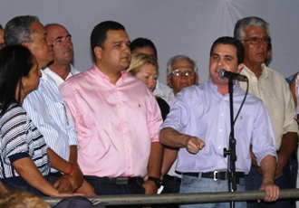 Tom diz que não tem vergonha de ser oposição e critica quem vai para sombra do governo