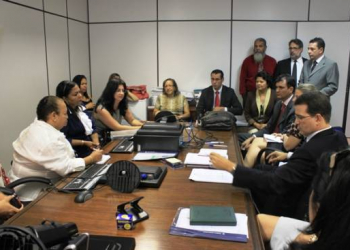 Prefeito, Câmara Municipal e Sociedade Civil lutam por um só objetivo: um juíz titular para a Comarca