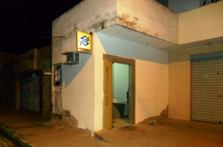 Assalto a cash do BB em Ichu acaba em tiroteio entre policiais e bandidos