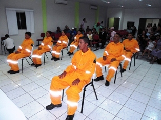 Bombeiro Civil forma primeira turma
