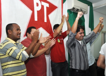 PT realiza encontro regional em Tucano para discutir estratégia de campanha