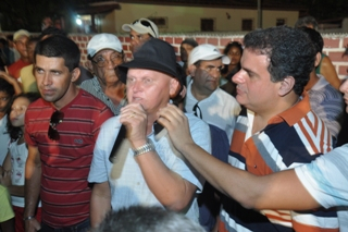 Riachão: sem iluminação no estádio, decisão por penaltis não é concluída e os dois finalistas dividem prêmio