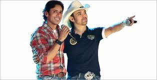 Guilherme & Santiago no Arraiá do Cumbe 2012