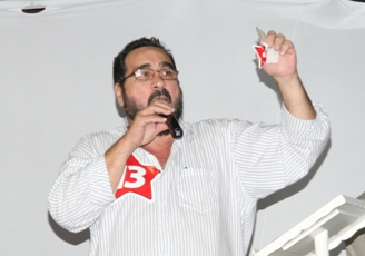 PT oficializa pré-candidatura de Amaury Teixeira à prefeitura