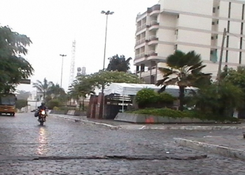 Coiteense encara uma manhã com chuva fina e esperança de alivio para o campo