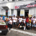 Professores da rede municipal em greve permanecem na sede da prefeitura de Monte Santo