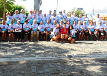 Prefeitura de Santaluz promoveu passeio da Melhor Idade a Caldas do Jorro