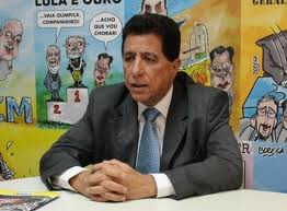 Greve na Bahia: secretário garante que governador não descumpre acordo e faz apelo para que os professores retornem as aulas