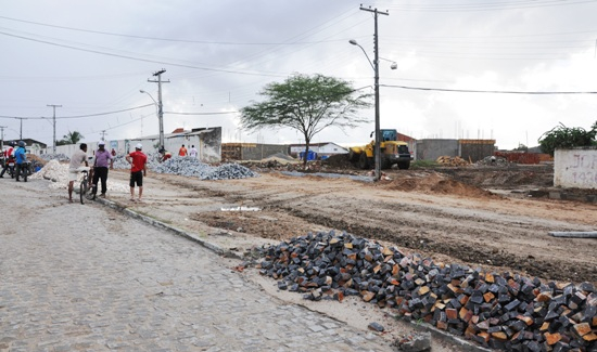 Santaluz – Serão investidos quase R$ 2 milhões em complexo de obras na Praça do Saber