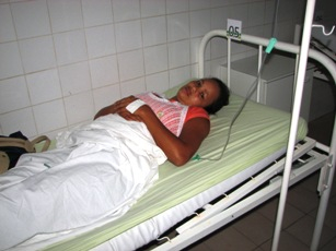 Equipe do CQC invade prefeitura municipal e servidora é internada, diz assessoria do prefeito