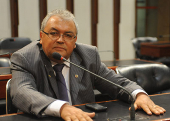 Vando protocolou moção de congratulações pelo aniversário da cidade