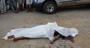 Cigano é morto com cinco tiros em frente a hospital de Capim Grosso