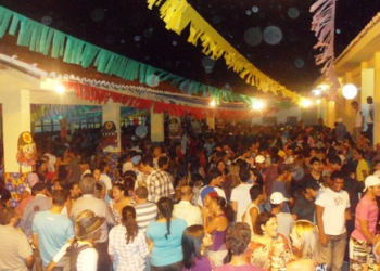 Grande festa de encerramento do Forró da Educação em Santaluz
