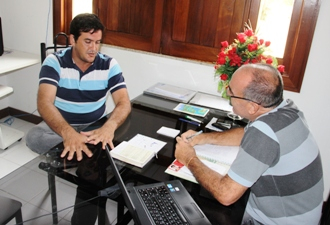 Valdemí de Assis recebe Artur em sua residência e juntos põe um ponto final na polêmica de domingo