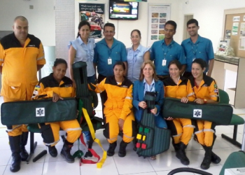 Sicoob Coopere faz entrega de equipamentos de resgate a Brigada Voluntária Anjos da Vida