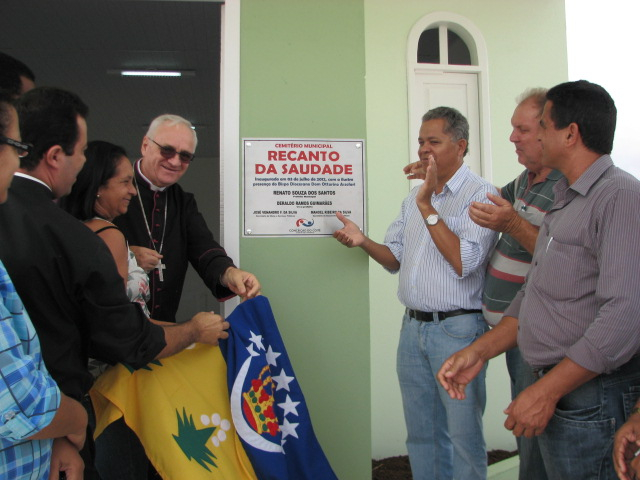 Governo Municipal entrega novo cemitério a população coiteense