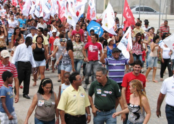Ipoerinha faz festa para receber Renato e Deraldo