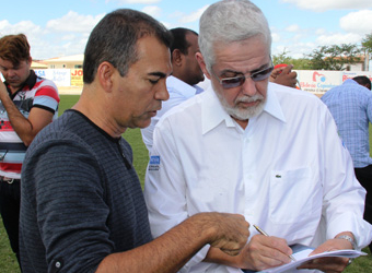 Jorge Solla agenda compromisso com Assis e vai falar em propaganda de rádio