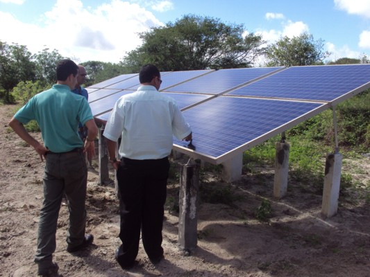 APAEB assina Protocolo de Intenções para implantar energia solar