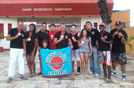 Judô Coiteense leva sete atletas para competição e todos garantiram medalhas
