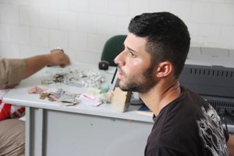 Jovem é flagrado com grande quantidade de drogas prontas para comercialização