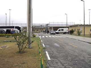 Serrinha: presos fazem agente refém durante rebelião em penitenciária