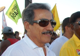 Justiça condena prefeito Ribeiro Tavares