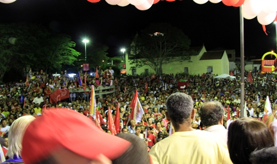 Juazeirinho foi palco de mais um grande comício da caminhada de Renato rumo à Vitória