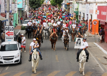 Aberta em Serrinha a maior festa de vaquejada do Norte/Nordeste brasileiro (veja a programação)