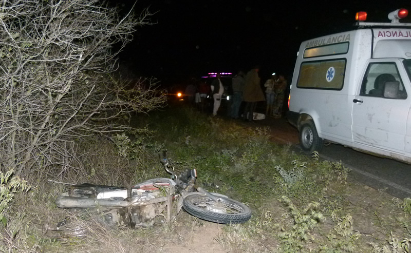 Acidente envolvendo moto e Celta deixa dois mortos em Quijingue