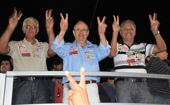 Renato e Deraldo mudaram e continuarão mudando a história de Coité.Sábado o grande encontro foi em Terra Nova