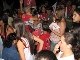A gratidão do homem do campo pelo trabalho de Renato é refletida em cada encontro