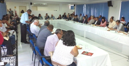 Sofrimento com a Seca leva prefeitos do território do sisal a Salvador e governo garante ações imediatas