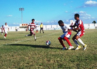 Jacuipense empata em casa com o Feirense, mas conquista a primeira colocação do Grupo