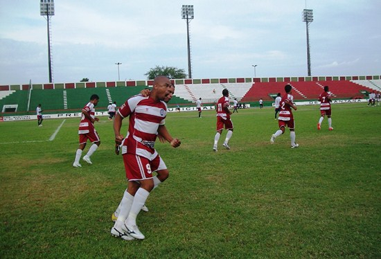 Jogando fora de casa Jacuipense vence Bahia de Feira nas semifinais da Copa Governador