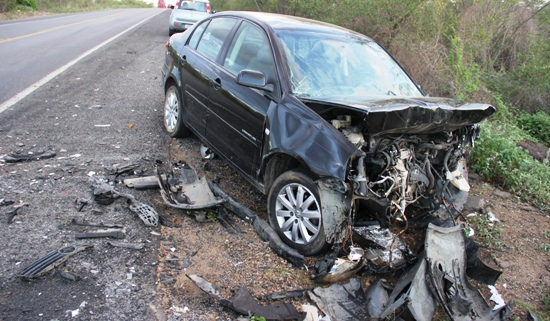 Grave acidente na BR 324 envolve comerciantes coiteenses, prefeito e assessores de Várzea do Poço