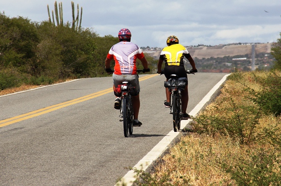 Pai e filho pedalam de São Paulo até ValenteIII - foto- Raimundo Mascarenhas