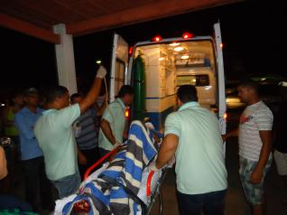 Riachão – Acidente deixa um homem ferido e Hospital demora socorrê-lo por falta de ambulância