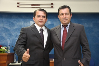 Contrário do que a oposição divulgou, Almir de Marciel e Tita são diplomados