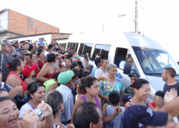 Silvânia e seus cinco filhos chegaram a Monte Santo nesta quarta,19