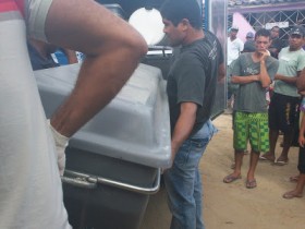 mulher morta com 12 facadas