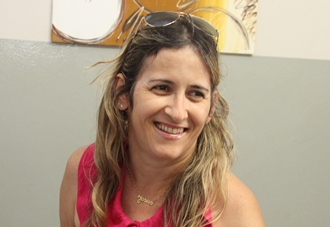 Secretária de Educação garante que o setor mudou “de água pra vinho” depois da gestão de Bequinho