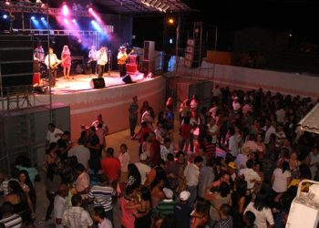 Sagitárius Clube promoveu mais uma grande festa na noite de sábado em Santaluz