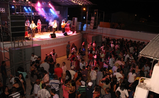 Sagitárius Clube promoveu mais uma grande festa na noite de sábado em Santaluz