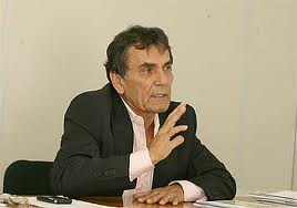 Eleição da UPB: prefeito favorito à eleição retira candidatura para apoiar outro candidato