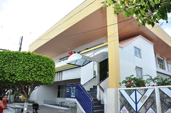 Sede da Prefeitura de Valente passa por reforma e atendimento está sendo no primeiro andar do Banco do Brasil